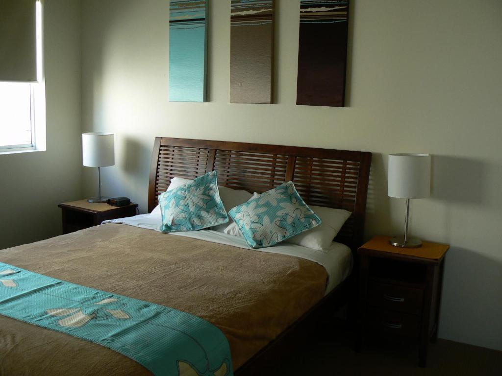 Seafarer Chase Apartments Caloundra Room photo